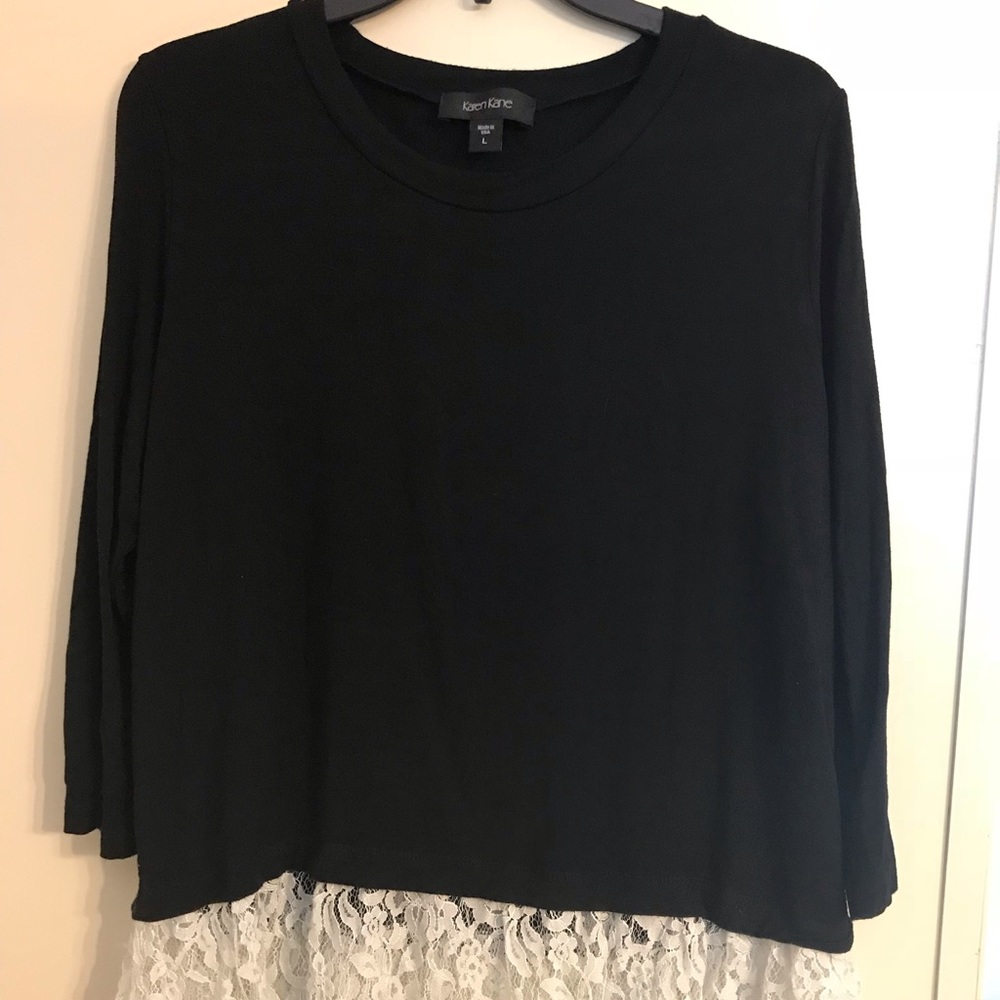 Karen kane large black top w/ lace detail